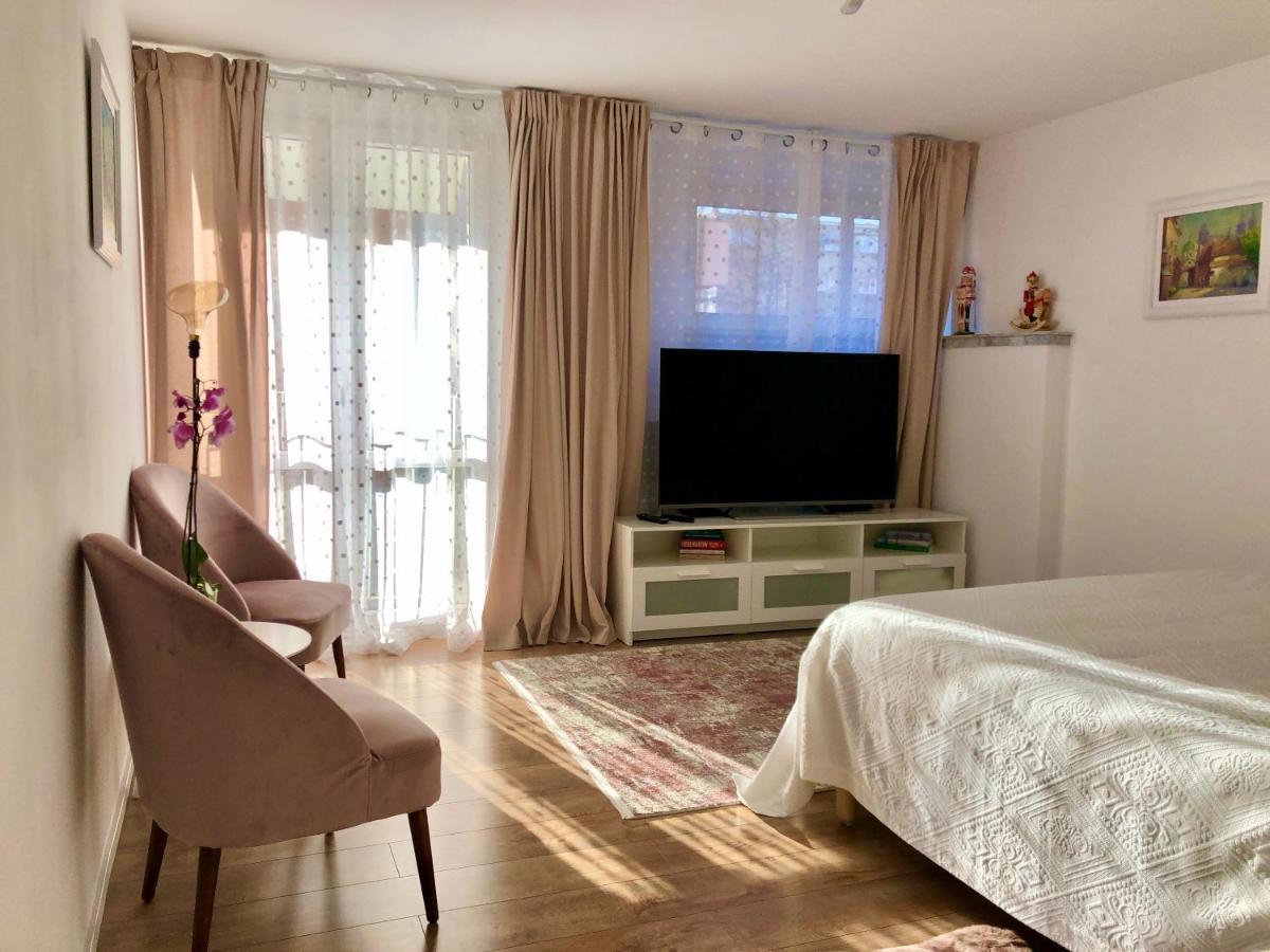 Old Town Romantic Apartment. Breslau-Wroclaw. المظهر الخارجي الصورة